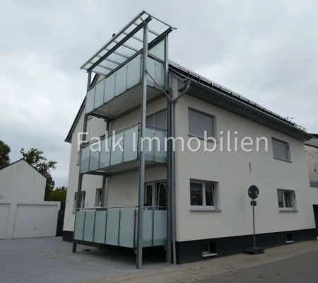 ***WOW! Erstbezug nach Kernsanierung! 2,5-ZKBB+Garage, Dachgeschoss, 3-FH in Brühl*** - Foto 5