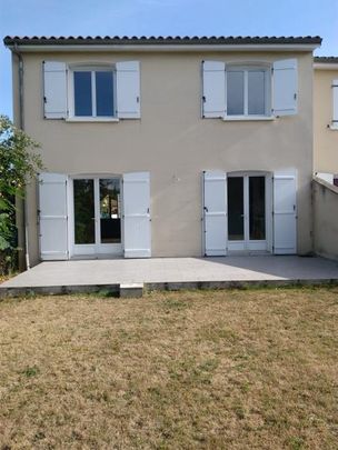 PAVILLON Type IV - Secteur Touffenet - Photo 1