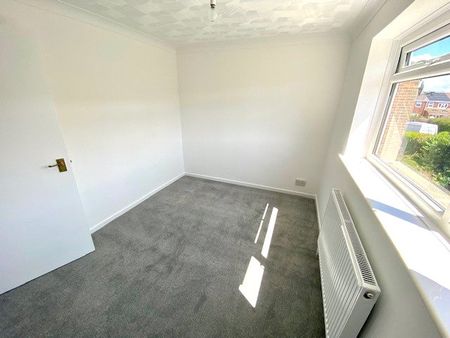 2 Bedroom House - Vixen Close, Fareham - Photo 3