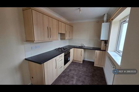 2 bedroom flat to rent - Photo 4