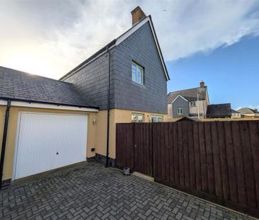 3 bedroom detached house to rent - Photo 3