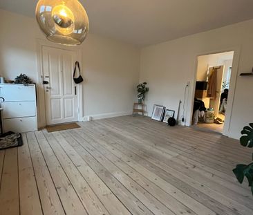 Hyggelig 2-værelses lejlighed med New Yorker-væg - Photo 1