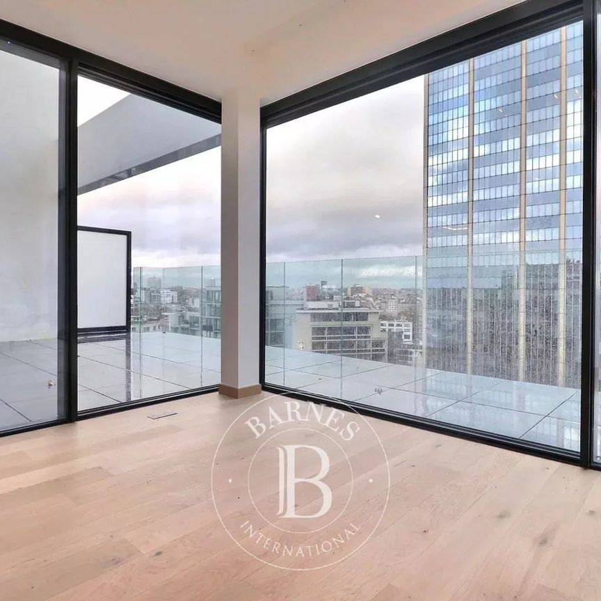 Avenue Louise – 2 bedroom apartment + terrace - Photo 1