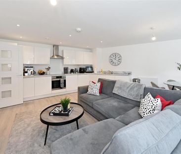 2 bedroom apartment to rent - Photo 3