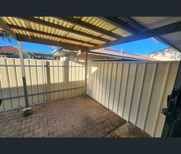 3/12 Varram Way, West Lakes Shore, SA 5020 - Photo 3