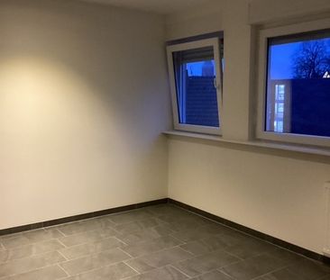Zentral gelegenes 1-Zimmer Apartment mit Einbauküche - Photo 6