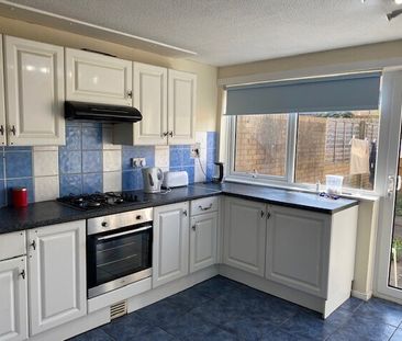 Conniburrow - ROOM RENTAL - Photo 2
