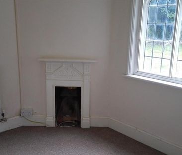 3 bedroom detached house to rent - Photo 3