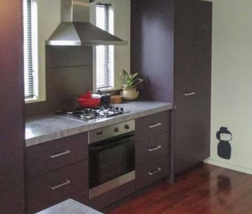 Stylish, Modern Home with Indoor-Outdoor Flow - Photo 2