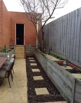 16 Millward Street, Brunswick - Photo 1
