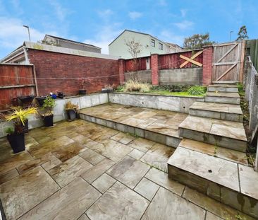 Howard Drive, CAERPHILLY - Photo 6