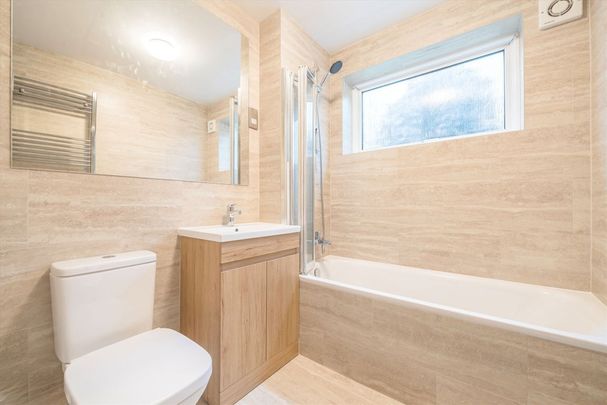 Park Road, W4 3HJ, London - Photo 1