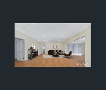 Spacious Family Home in a Prime Craigieburn Location! - Photo 1