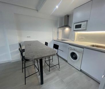 Piso de alquiler en Avenida de Villajoyosa, Albufereta - Photo 1