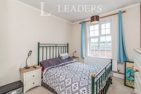 1 bedroom apartment to rent Norbiton Hall, London Road, Kingston upon Thames, KT2 - Photo 2