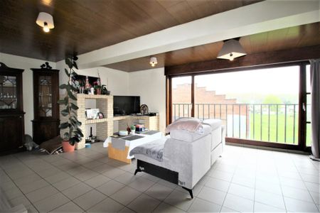 Appartement met 2 slaapkamers en autostaanplaats in Ooigem - Photo 3