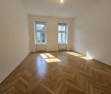 Elegante unbefristete hofseitige 2 Zimmer - Altbauwohnung mit moder... - Photo 3