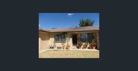 Beautiful, Light and Bright! - Photo 5