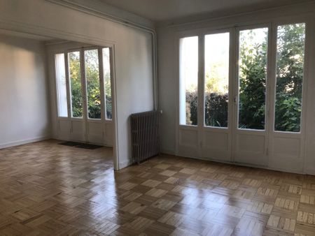 Location Appartement 4 pièces 80m² SURESNES 92150 - Photo 3