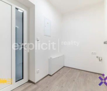 Podnájem moderního bytu 1+kk 33 m - Photo 1
