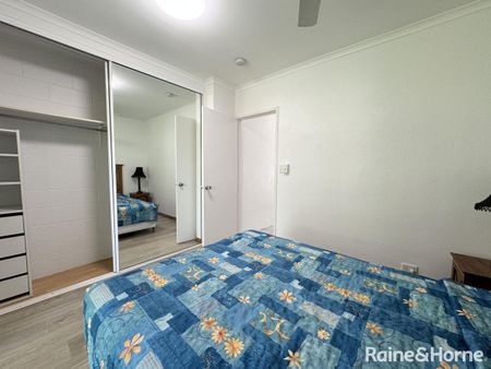 2 BEDROOM : 1 BATHROOM : FULLY FURNISHED : POOL - Photo 3