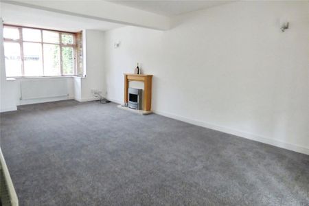 4 bedroom semi-detached house to rent - Photo 3