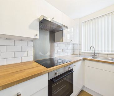 Salisbury Street, Beeston, Nottingham, NG9 - Photo 5
