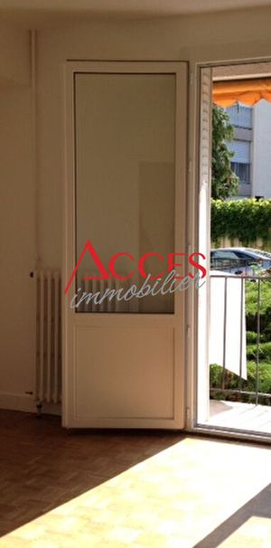 Location Appartement 3 pièces 63m² - Photo 1