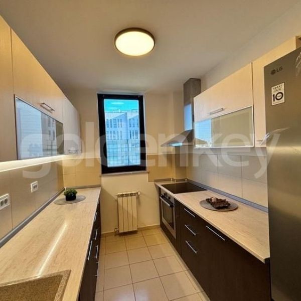Apartament 4 camere in complex rezidential | 2 garaje | ID:3368515 - Photo 1