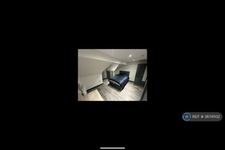 1 bedroom in a house share to rent - Photo 4