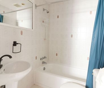 1245 Rue St Marc, Montréal, QC - Photo 3