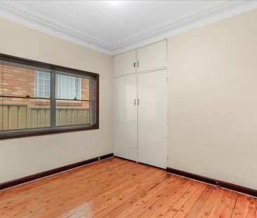 3 Beresford Parade, Kingsgrove NSW 2208 - House For Rent | Domain - Photo 2
