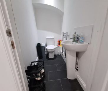 Room 2, 35 Mill Road, Cambridge - Photo 6