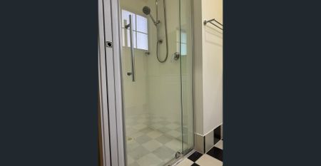 West End--Inner City--Large Full Furnished Studio with En-suite, Balcony. Peaceful, A/C, Wi-Fi, Pool. All bills Included. $445 weekly. - Photo 2