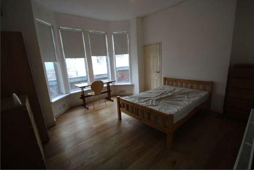 1 bedroom ground floor flat to rent - Photo 1