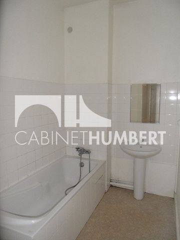 Location Appartement 3 pièces 78m² ST ETIENNE 42000 - Photo 4