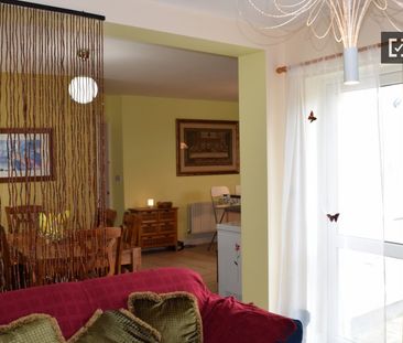 Interior room in shared apartment in Blanchardstown, Dublin - Photo 3