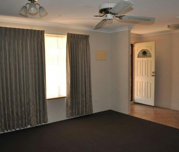 Quiet home in Woorree - Photo 3