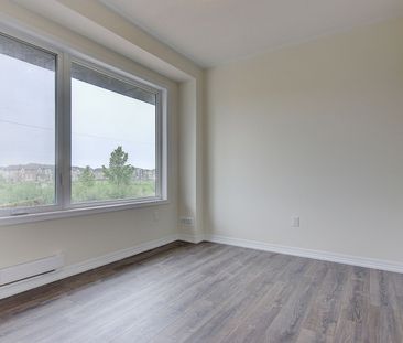 For Lease - 3256 Charles Fay Passage Unit# 8, Oakville, Ontario - Photo 3