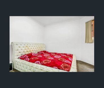 Modern and Stylish Apartment in the Heart of Blacktown! - Photo 2