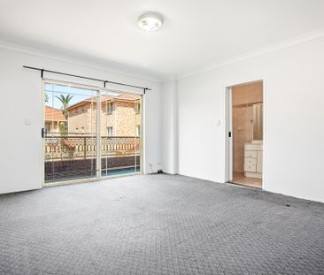 13/10-20 Fifth Avenue, Campsie NSW 2194 - Townhouse For Rent | Domain - Photo 4