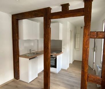 2P 47 M² AVEC MEZZANINE/COMBLE RENOVE 2021- CENTRE VILLE - Photo 3