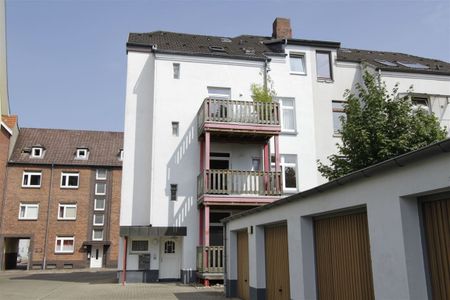 ZENTRAL GELEGENE 3-ZIMMER-WOHNUNG MIT BALKON + GARTENNUTZUNG - Photo 5