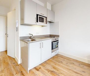 Studio to rent - Photo 4