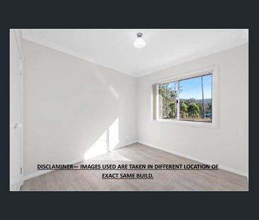 MODERN 4 BEDROOM HOME! - Photo 3