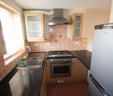 1 bedroom house to rent - Photo 2