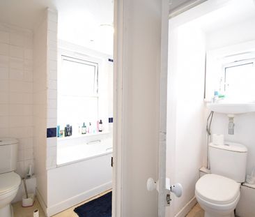 Room in a Shared House, Abdale Road, W12 - Photo 6