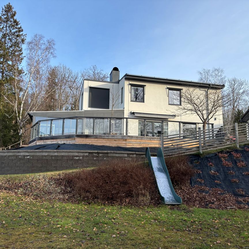 Funbo, Uppsala - Photo 1