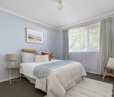Affordable & Convenient Living in Bentleigh - Photo 3