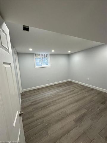 For Lease - 8 Roseneath Crescent Unit# B, Kitchener, Ontario - Photo 4